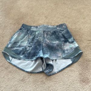 Lululemon hottie hot shorts